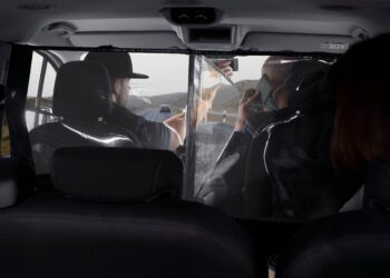 Ford: Oι προστατευτικές ασπίδες για επιβάτες των Transit και Tourneo (vdieo)