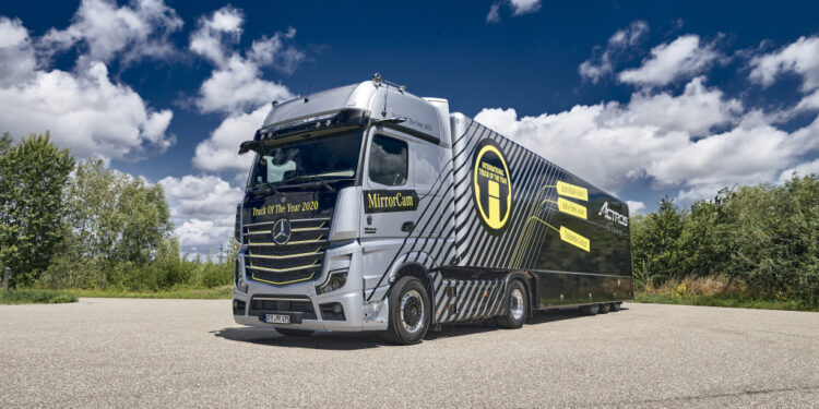 Ένας αρχιμηχανικός μιλάει για το νέο Mercedes-Benz Actros από το κέντρο δοκιμών
