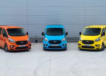 Το Ford Transit πατάει γκάζι όπως και ένα αγωνιστικό!