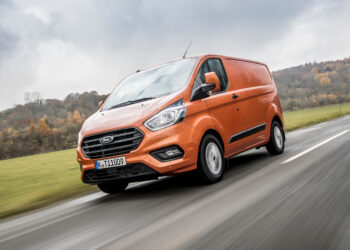 Το Ford Transit Custom με το νέο χρηματοδοτικό πρόγραμμα Custom Ford Pro plus και από 199€ το μήνα