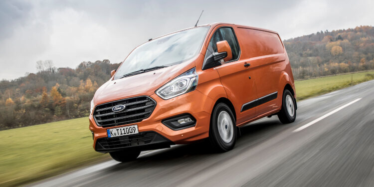 Το Ford Transit Custom με το νέο χρηματοδοτικό πρόγραμμα Custom Ford Pro plus και από 199€ το μήνα