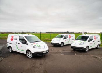 To ηλεκτρικό Nissan e-NV200 πέτυχε μια σημαντική διάκριση στoν θεσμό του 2021 What Car? Van Awards