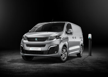Tο νέο PEUGEOT e-Expert αλλάζει τα δεδομένα στις μεταφορές με την ηλεκτροκίνηση να παίρνει το πάνω χέρι!