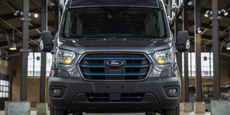 Στροφή στα ηλεκτρικά βαν θα φέρει το νέο Ford E-Transit – Πότε θα κυκλοφορήσει! (video)