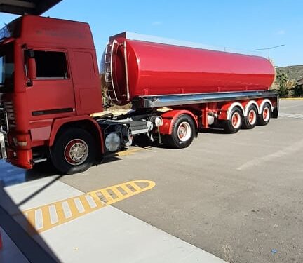 Το περιποιημένο Volvo του 1992 του Παναγιώτη Θεοδωρόπουλου