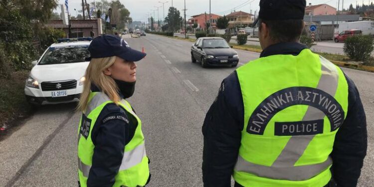 Μικτά Κλιμάκια: Μήπως πρώτα να ενισχύσουμε τον μεταφορέα και μετά να δούμε τα πρόστιμα;
