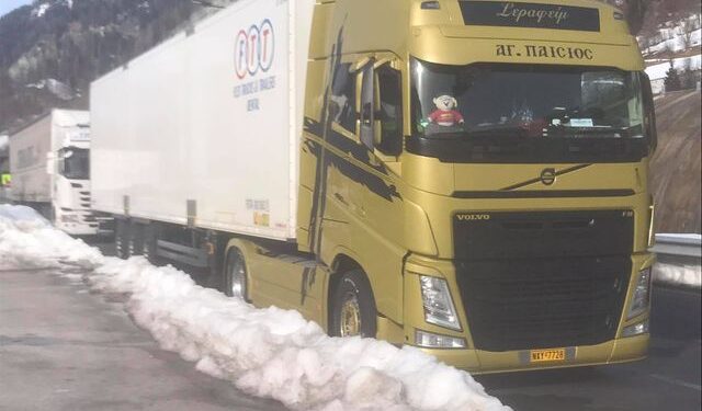 Έχει τα χιόνια για… πρωινό το VOLVO FH16 από την Χαλκιδική