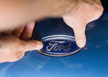 Απρόσκοπτη η πρόσβαση στα συνεργεία Ford σε όλη την Ελλάδα