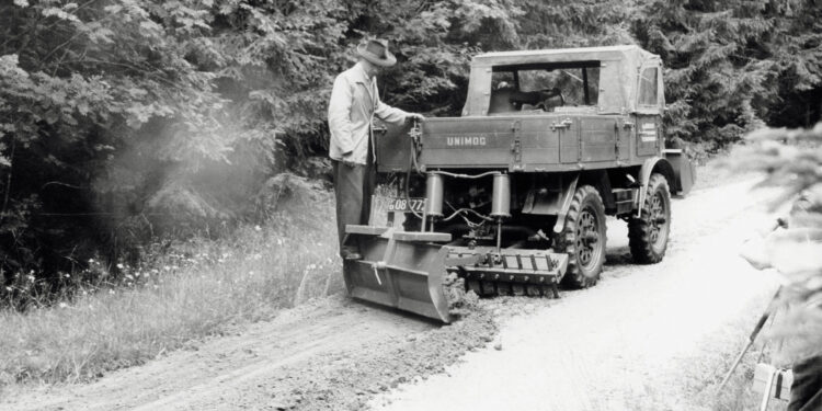 Όταν την δεκαετία του 50 τα Unimog κατασκεύαζαν δρόμους