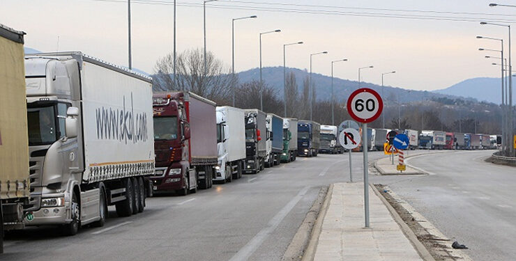 Τι ισχύει στις πύλες εισόδου για τις διευλεύσεις φορτηγών έως 24 Μαίου