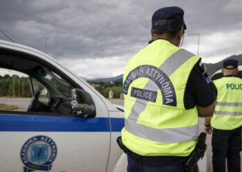 Νταλίκα με κατεψυγμένα και από κάτω λαθραία τσιγάρα!