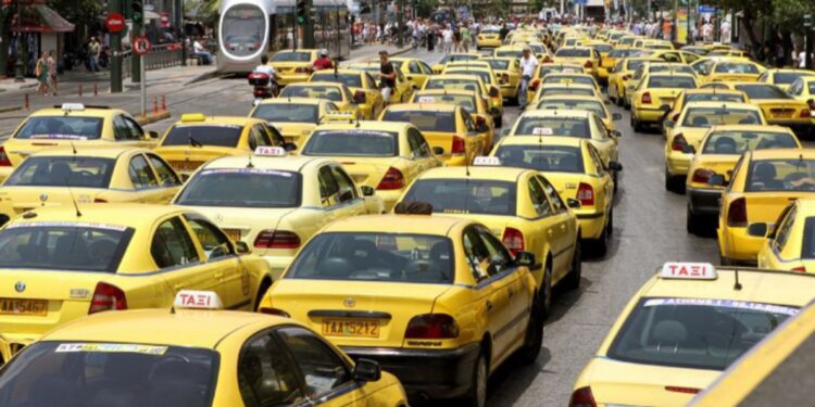 Τεράστιες επιδοτήσεις για ταξί, έως 22.500 ευρώ