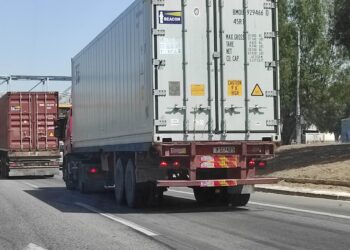 Μην πυροβολείτε τους φορτηγατζήδες!