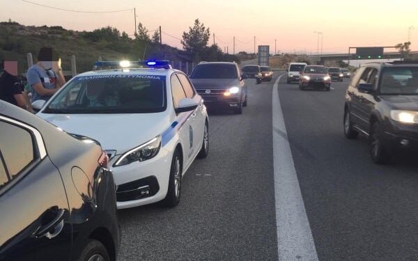 Ξήλωσαν και σήμερα πινακίδες για παραβάτες της ΛΕΑ! (φωτο)