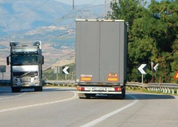 Συμφωνείτε να χρησιμοποιείτε ένα μέρος του παράπλευρου από φορτηγά;