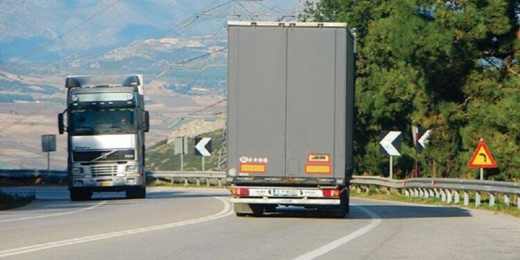 Συμφωνείτε να χρησιμοποιείτε ένα μέρος του παράπλευρου από φορτηγά;