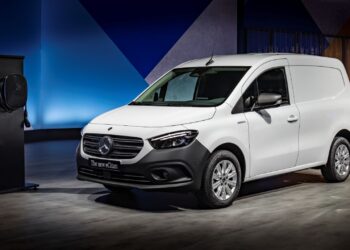 Το νέο Mercedes-Benz Citan σε επιβατική και επαγγελματική έκδοση