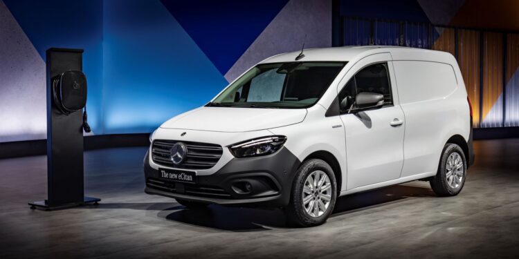 Το νέο Mercedes-Benz Citan σε επιβατική και επαγγελματική έκδοση