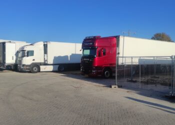 Έκλεψαν το πετρέλαιο από ελληνικό φορτηγό διεθνών μεταφορών στην Ολλανδία, μέσα στο πάρκινγκ!