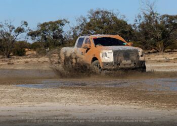 “Βασανίζουν” το νέο Ford Ranger έως ότου διαπιστώσουν ότι αντέχει στις κακουχίες! (video)