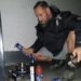 Η ζωή ενός αυτοκινητιστή τις γιορτές: Γιορτάζει, μαγειρεύει, εργάζεται πίσω από το τιμόνι!