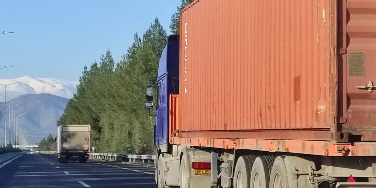 Τραγική κατάληξη για 37χρονο αυτοκινητιστή, που πέθανε επάνω στο τιμόνι στην Εθνική Οδό Αθηνών – Θεσσαλονίκης