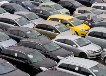 Απάτες με εισαγόμενα μεταχειρισμένα, 3 στα 10 οχήματα δεν πληρώνουν ΦΠΑ, ο κίνδυνος δέσμευσης