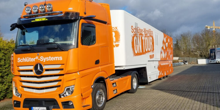 Ένα Mercedes Actros με …μπαλκόνι!