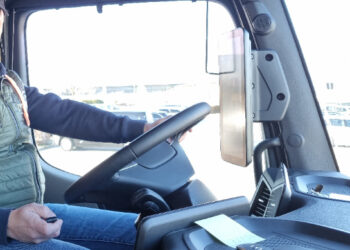Ένα Mercedes Actros με …μπαλκόνι!