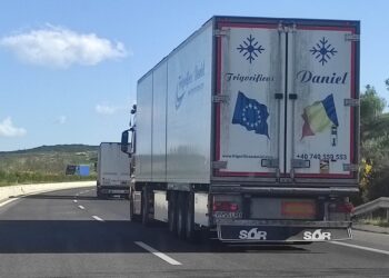 Τα φορτηγά συντηρούν τους…άδειους αυτοκινητοδρόμους;
