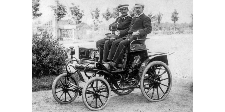 Η εταιρεία αυτοκινήτων που έφτιαχνε ραπτομηχανές και ποδήλατα