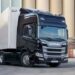 Scania: Αυτό είναι το νέο της, υβριδικό φορτηγό που πάει 60 χλμ μόνο ηλεκτρικά!