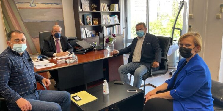Τι συζήτησαν Παπαθανάσης και ΟΦΑΕ
