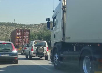 Λεωφόρος Σχιστού: «Αυτό το μαρτύριο δεν παλεύετε άλλο!»