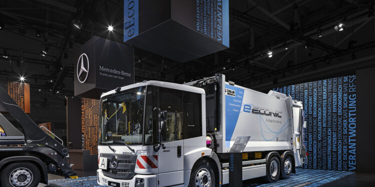 Η Mercedes-Benz Trucks και τα εξηλεκτρισμένα φορτηγά της στο Μόναχο
