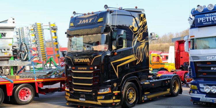 Ciney TruckShow 2022: Τα καλύτερα φορτηγά κάνουν παρέλαση εδώ (video)