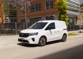 Nissan Townstar: Το νέο, ηλεκτρικό βαν συναρπάζει με την αυτονομία και την τεχνολογική υπεροχή του!
