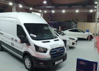 Η Ford εξηλεκτρίζει την 86η Διεθνή Έκθεση Θεσσαλονίκης με τη Mustang Mach-E GT και το νέο E-Transit