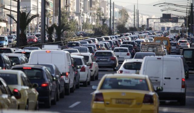 Κόλαση στους δρόμους της Αθήνας λόγω της απεργίας του ΜΜΜ ( Ενημέρωση ώρα: 8:35 πμ)