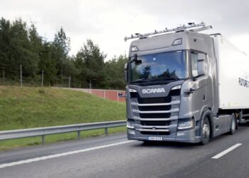 ΤΕΣΤ ΑΥΤΟΝΟΜΟΥ ΦΟΡΤΗΓΟΥ ΑΠΟ ΤΗ SCANIA: Δρομολόγια χωρίς οδηγό για 300 χλμ