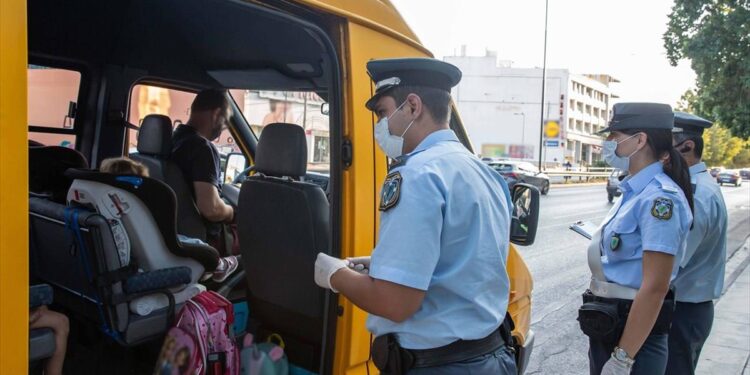 Ένα στα δέκα σχολικά λεωφορεία έφαγε πρόστιμο