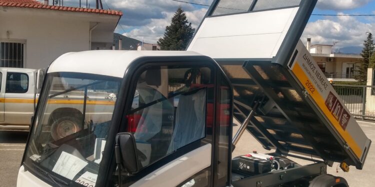 O Δήμος Νεμέας εντάσσει στον στόλο των οχημάτων του το νέο, αμιγώς ηλεκτροκίνητο ελαφρύ φορτηγό Addax