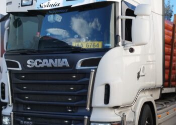 Το μάχιμο SCANIA R560 με οδηγό το Νίκο Βουβουλούδη – video