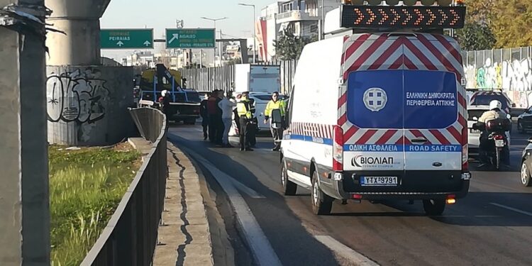 Ενισχύεται η οδική ασφάλεια στον Κηφισό με ειδική πλατφόρμα οδικής βοήθειας