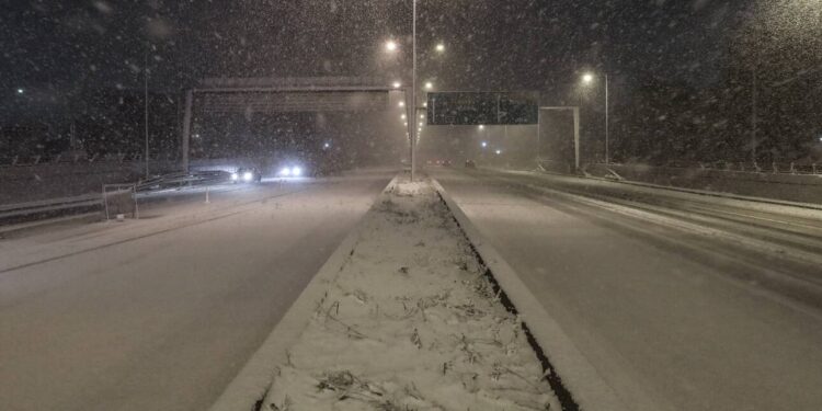 Γ.Σταματόπουλος: Ταλαιπωριά χωρίς προηγούμενο! Κλείνουν την Εθνική Κορίνθου – Πατρών λόγω χιονόπτωσης – Απών ο κρατικός μηχανισμός