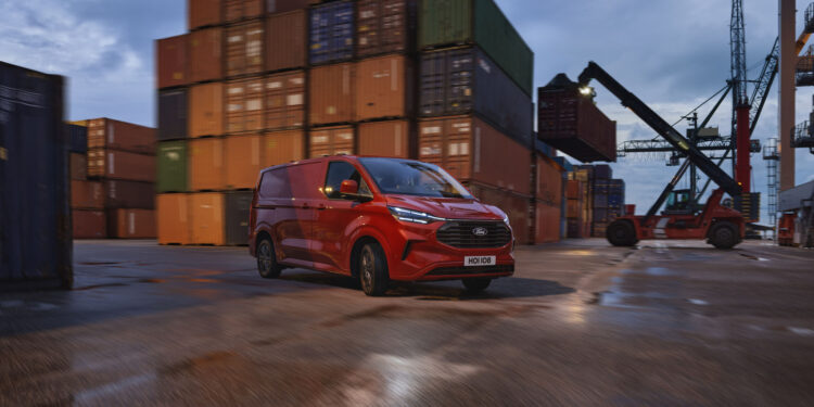 Τα νέα Ford Transit Custom και Tourneo Custom ήρθαν στην Ελλάδα