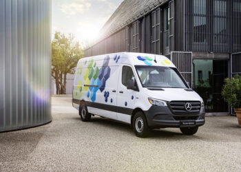 eSprinter: Νέες εκδόσεις με ισχυρότερες μπαταρίες ιδανικές και για υπερκατασκευές!