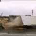 Τα σοκαριστικά ατυχήματα τρένων με φορτηγά (+video)
