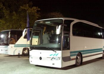 Φωτιά σε λεωφορείο στην Εύβοια