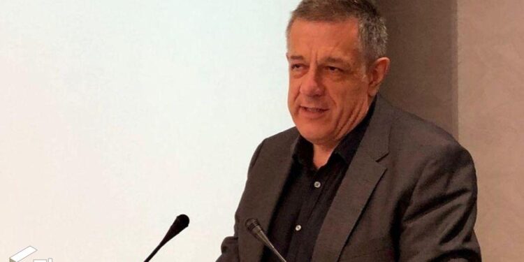 Ποιος είναι ο νέο υφυπουργός Νίκος Ταχιάος που αναλαμβάνει το Μεταφορών